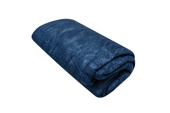 Rescue Bedding™ Disposable Blanket
Outer Layer 2 Layers PP-nonwoven, Filling Cotton
Size: 1.90 x 1.10 m
Color: blue
Individually hygienically and space-savingly packed in polybags
